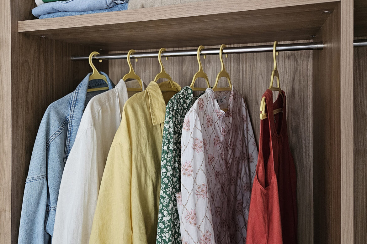 szafa kapsułowa na wakacje